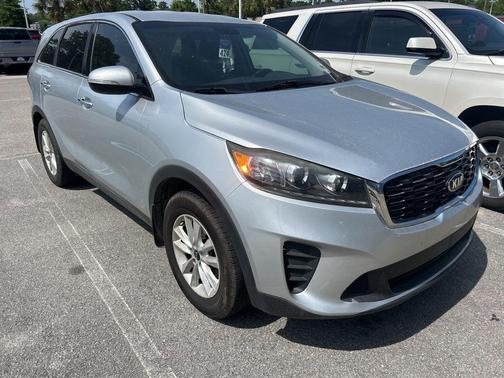 Sparkling Silver 2019 Kia Sorento L