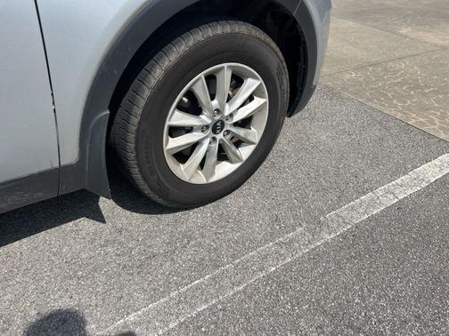 Sparkling Silver 2019 Kia Sorento L