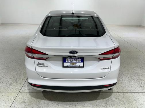 Oxford White 2018 Ford Fusion Hybrid S
