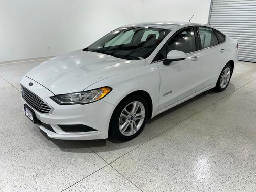 Oxford White 2018 Ford Fusion Hybrid S