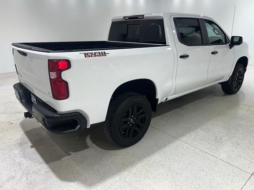 Summit White 2026 Chevrolet Silverado 1500 LT Trail Boss