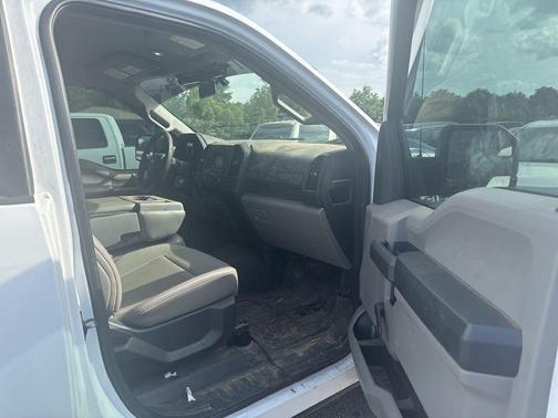 OXFORD WHITE 2016 Ford F-150 XL