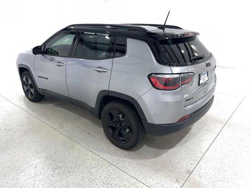 Billet Silver Metallic Clearcoat 2019 Jeep Compass Latitude