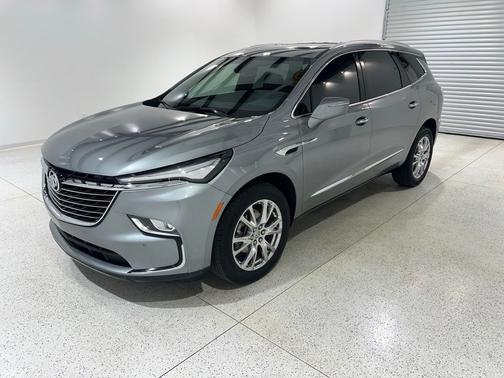 Moonstone Gray Metallic 2024 Buick Enclave Essence