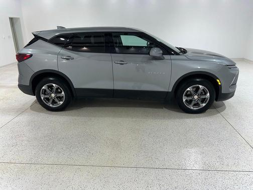 Sterling Gray Metallic 2023 Chevrolet Blazer 2LT