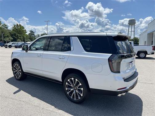 2025 Chevrolet Tahoe 4WD High Country