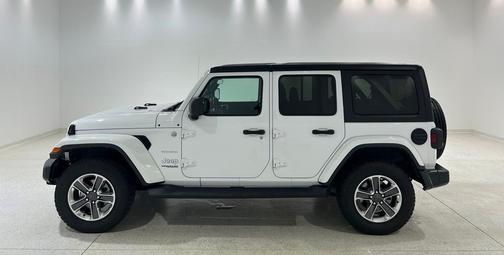 Bright White Clearcoat 2020 Jeep Wrangler Unlimited Sahara