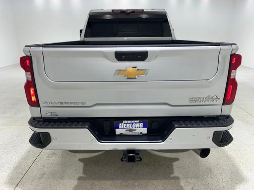 Silver Ice Metallic 2022 Chevrolet Silverado 2500 High Country