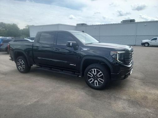 Onyx Black 2023 GMC Sierra 1500 AT4