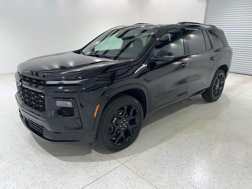 Mosaic Black Metallic 2026 Chevrolet Traverse RS