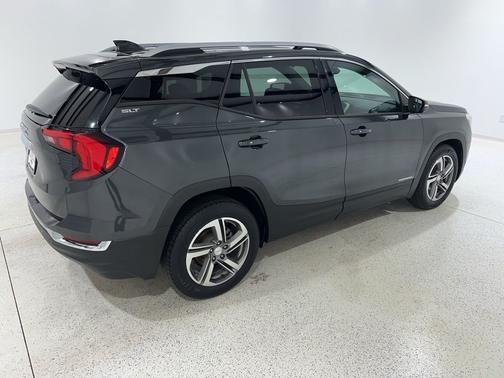 Graphite Gray Metallic 2018 GMC Terrain SLT