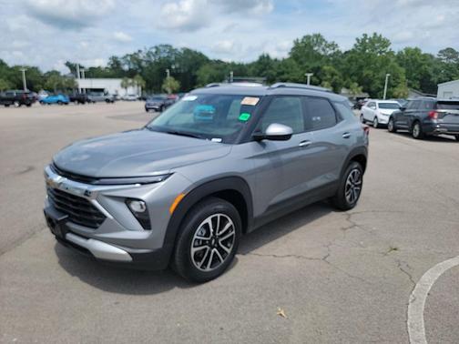 Sterling Gray Metallic 2025 Chevrolet Trailblazer LT