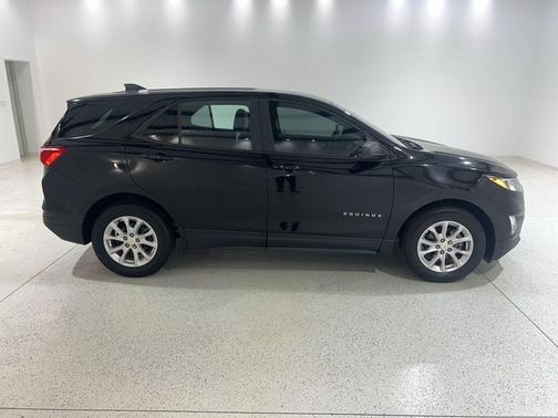 Mosaic Black Metallic 2020 Chevrolet Equinox LS