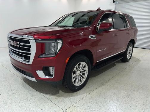 Volcanic Red Tintcoat 2024 GMC Yukon SLT