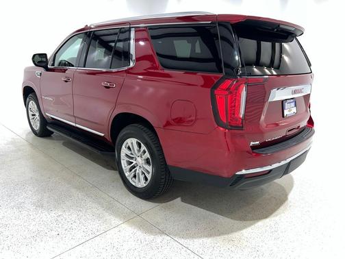 Volcanic Red Tintcoat 2024 GMC Yukon SLT
