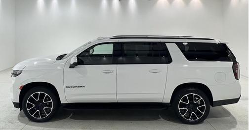 2023 Chevrolet Suburban RST