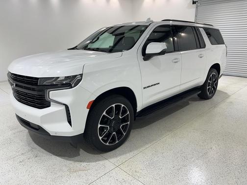 2023 Chevrolet Suburban RST