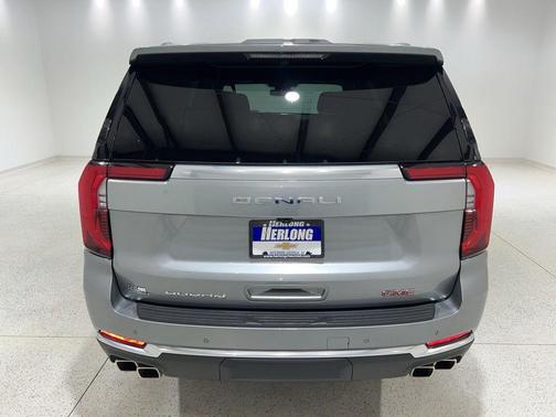 Sterling Metallic 2025 GMC Yukon Denali
