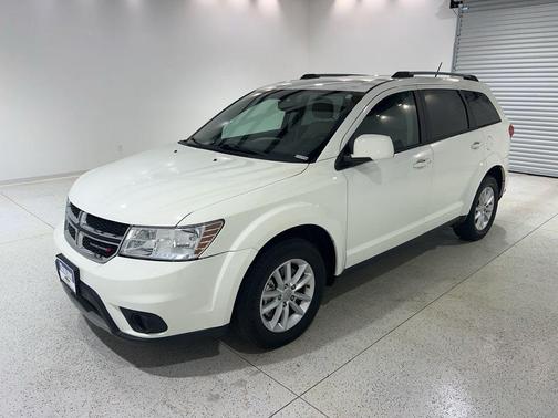 Vice White 2017 Dodge Journey SXT