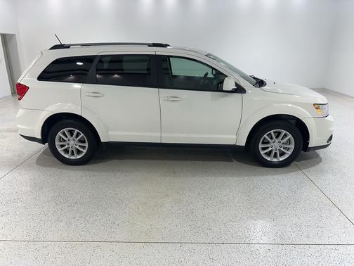 Vice White 2017 Dodge Journey SXT