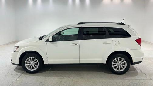 Vice White 2017 Dodge Journey SXT