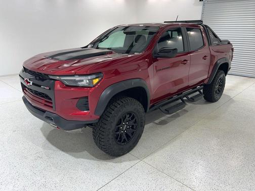 Radiant Red Tintcoat 2025 Chevrolet Colorado ZR2