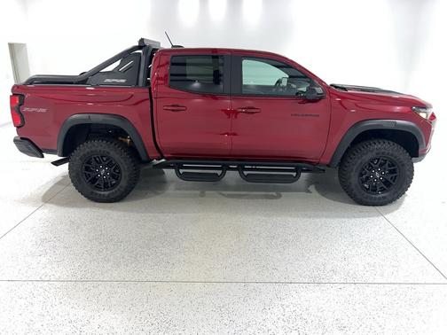 Radiant Red Tintcoat 2025 Chevrolet Colorado ZR2