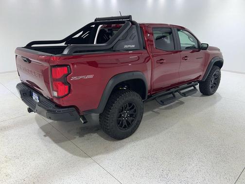Radiant Red Tintcoat 2025 Chevrolet Colorado ZR2