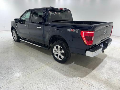 Antimatter Blue Metallic 2022 Ford F-150 XLT