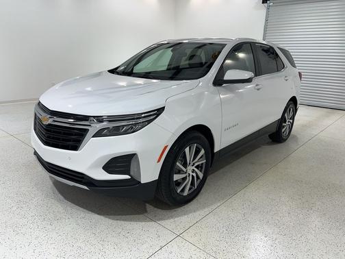 Summit White 2024 Chevrolet Equinox LT