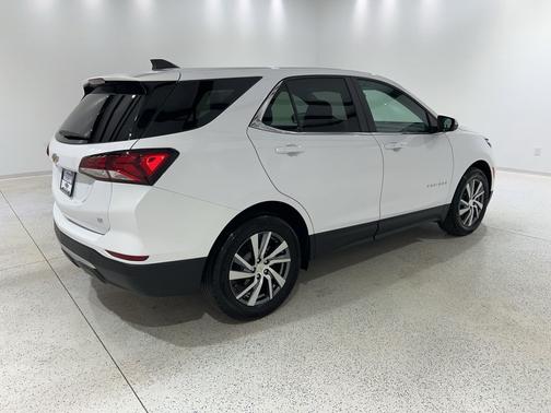 Summit White 2024 Chevrolet Equinox LT