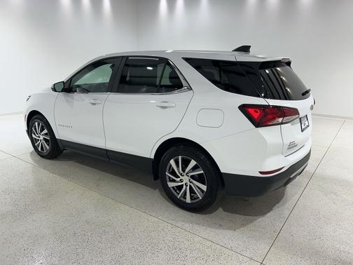 Summit White 2024 Chevrolet Equinox LT