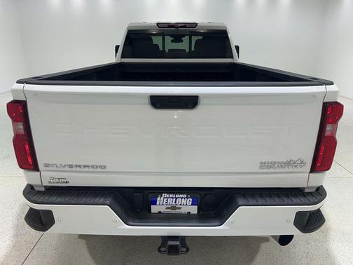 Summit White 2024 Chevrolet Silverado 3500 High Country