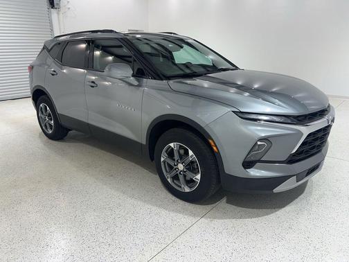 Sterling Gray Metallic 2024 Chevrolet Blazer 2LT
