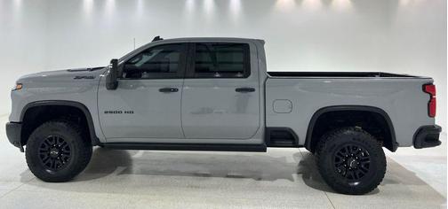 2024 Chevrolet Silverado 2500 4WD Crew Cab Standard Bed ZR2