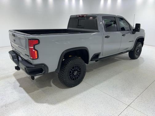 2024 Chevrolet Silverado 2500 4WD Crew Cab Standard Bed ZR2