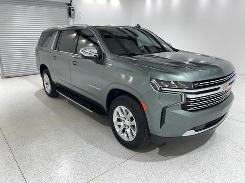 2024 Chevrolet Suburban Premier