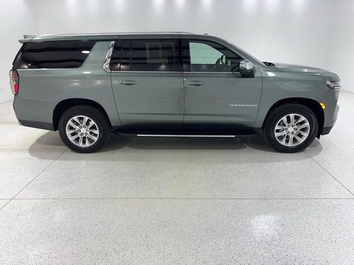 2024 Chevrolet Suburban Premier