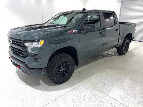 Cypress Gray 2026 Chevrolet Silverado 1500 LT Trail Boss