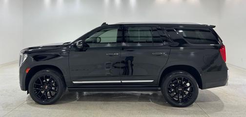 Onyx Black 2023 GMC Yukon Denali