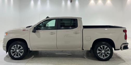 White Sands 2026 Chevrolet Silverado 1500 RST