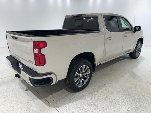 White Sands 2026 Chevrolet Silverado 1500 RST