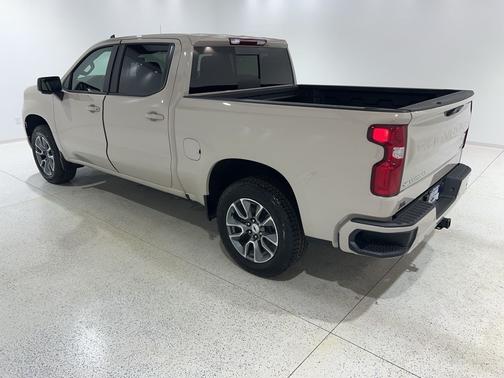White Sands 2026 Chevrolet Silverado 1500 RST