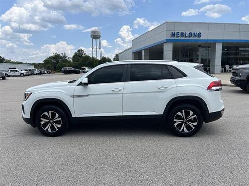 2025 Volkswagen Atlas Cross Sport 2.0T SE