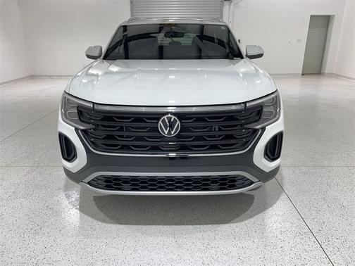 2025 Volkswagen Atlas Cross Sport 2.0T SE