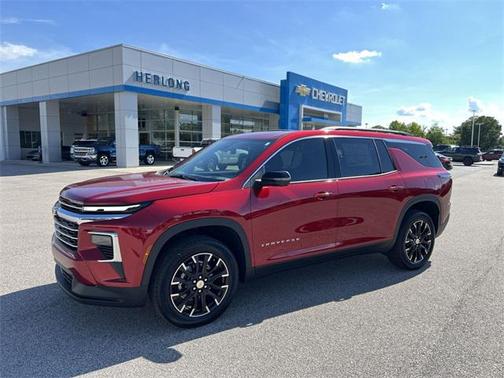 2025 Chevrolet Traverse LT