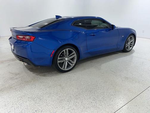 Hyper Blue Metallic 2017 Chevrolet Camaro 1LT