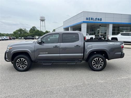 2020 Toyota Tacoma TRD Sport