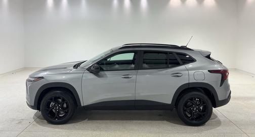 Sterling Gray Metallic 2026 Chevrolet Trax LT