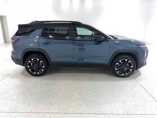 Lakeshore Blue Metallic 2025 Chevrolet Equinox FWD RS